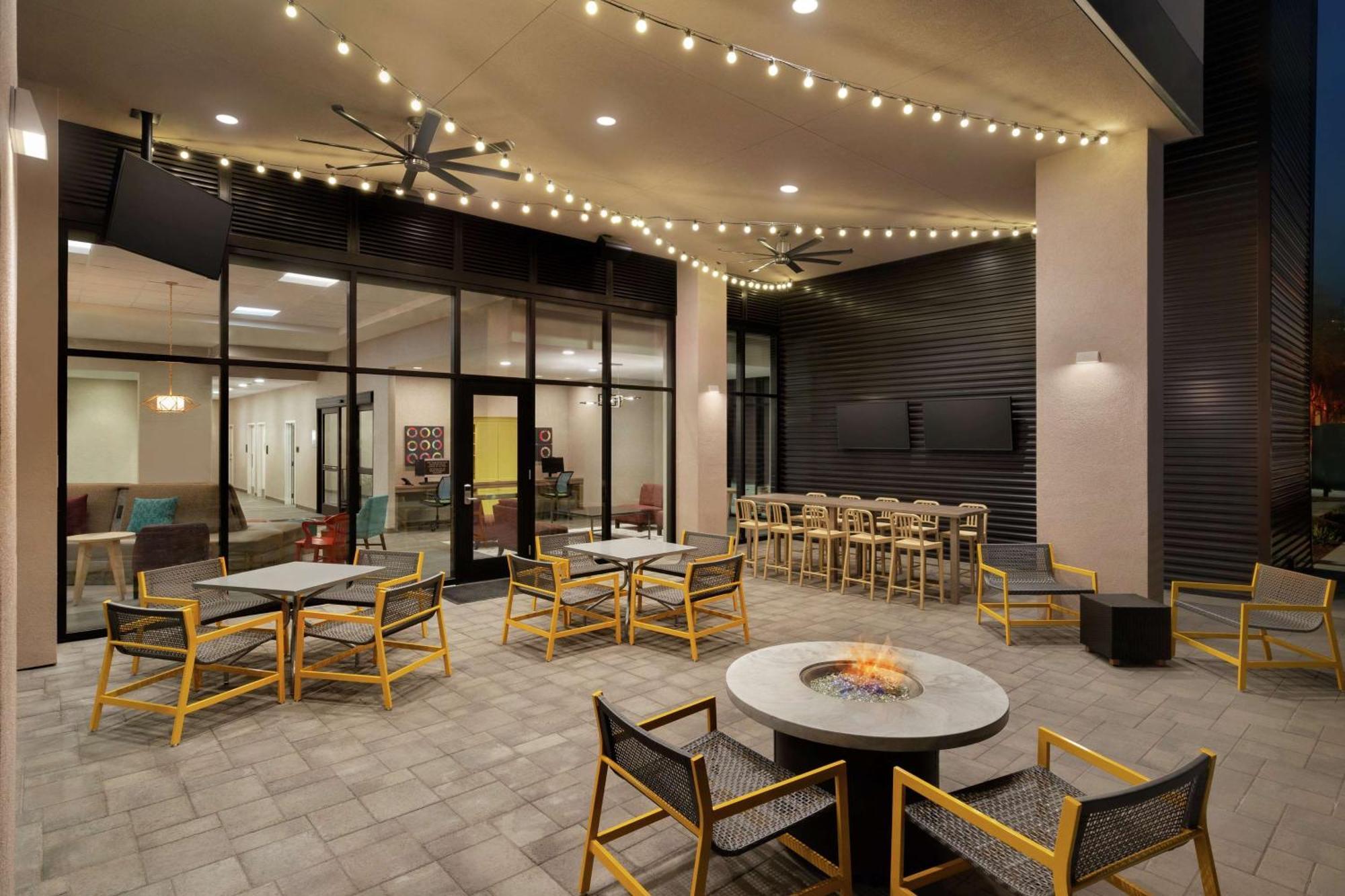 Home2 Suites By Hilton Woodland Hills 로스앤젤레스 외부 사진